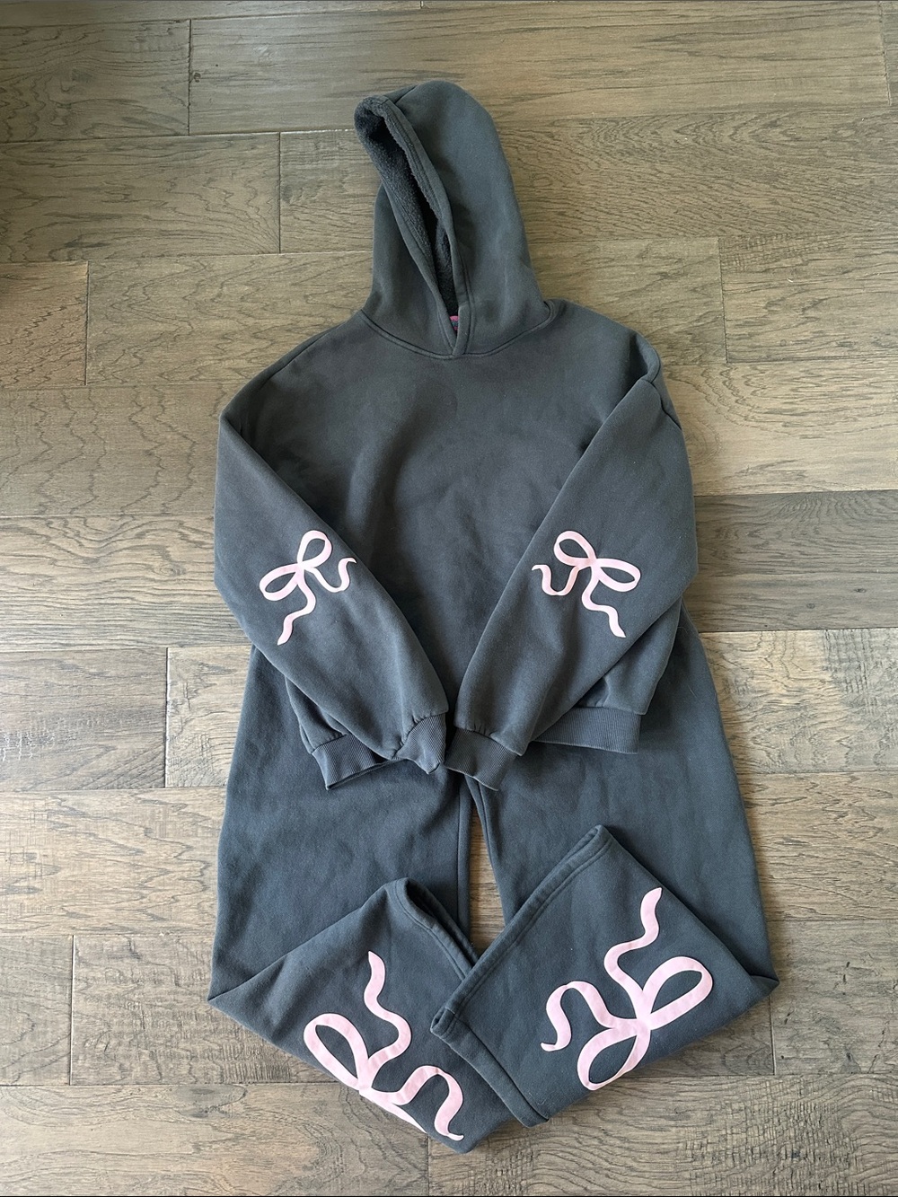 Edikted- Bonney Bow Charcoal Grey Hoodie & Sweatpant Set-size small